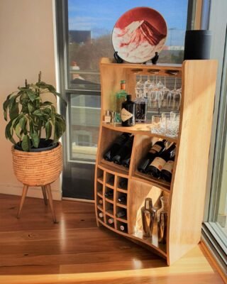 😍😍 Awesome setup of our Melting Bar! #meltingbar #winedisplay #winedisplays #winecabinet #winelover #winestorage #homebar